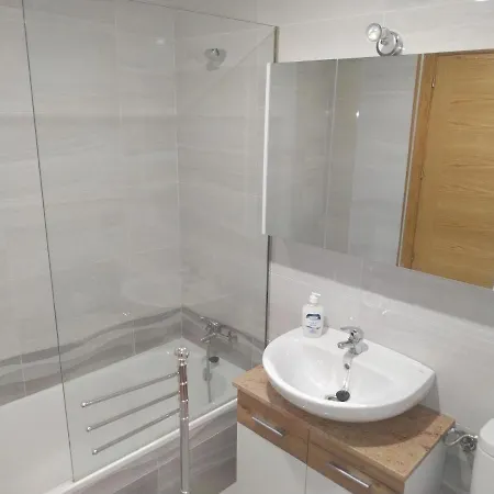 Apartamento Edificio Valles Del Lúpulo