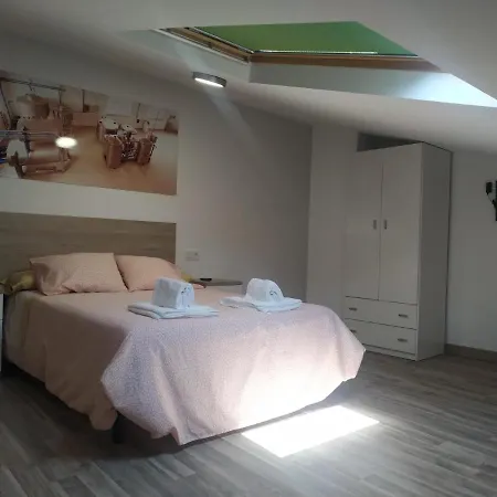 Edificio Valles Del Lupulo * Асторга