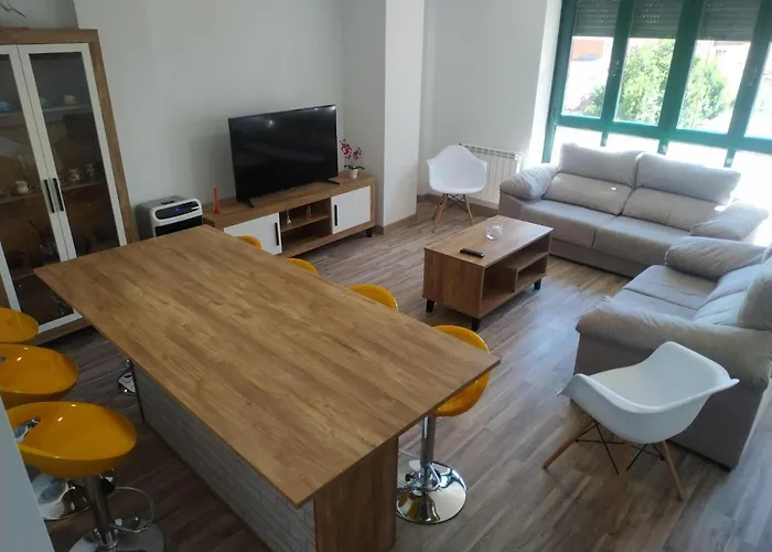 Edificio Valles Del Lupulo 아파트