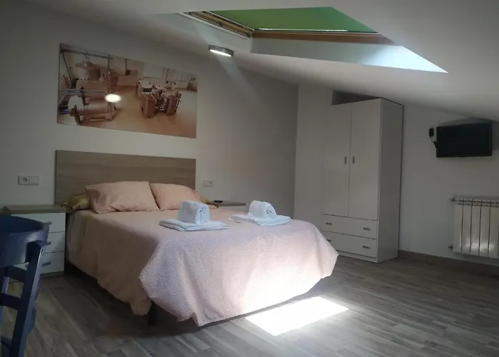 Edificio Valles Del Lupulo * Асторга