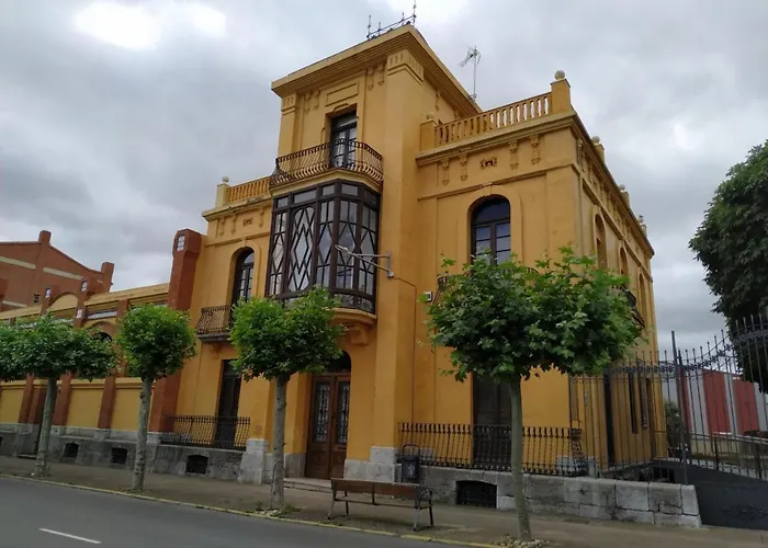 아파트 Edificio Valles Del Lupulo *