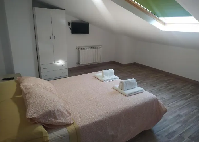 Edificio Valles Del Lupulo 아파트 *