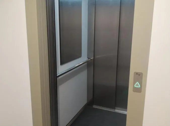 Edificio Valles Del Lupulo 아파트 아스토르가